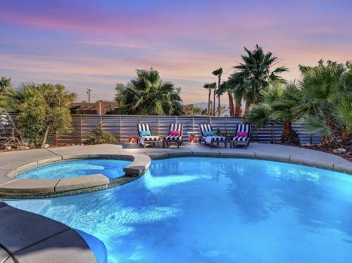 Desert Park Estates House | Dive into Desert Wonderland Pool, Spa, Fire Pit