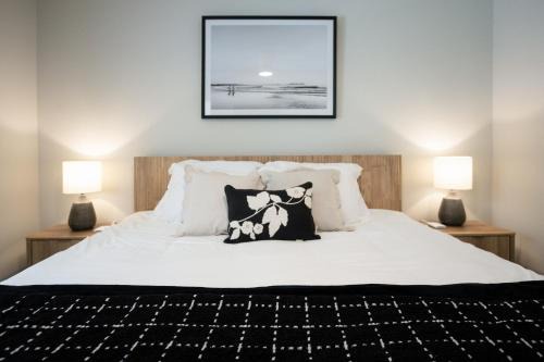 Whitemarsh Island House | Dog Friendly Island Retreat Close to City and Beach