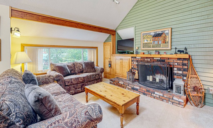Waterville Valley House | Dog-friendly home with mountain views - walk to trolley & Town Square