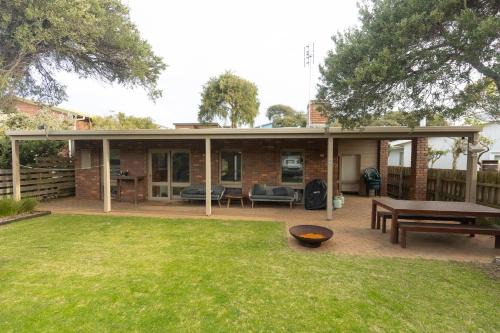 Sandy Point House | Dog heaven