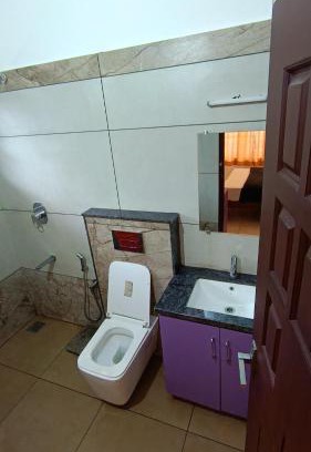 Maraiyur House | Dolmens castle
