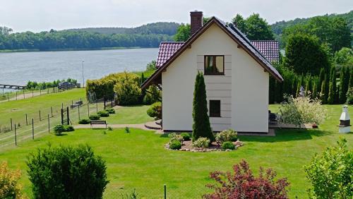 Kolczewo House | Dom nad jeziorem - Natalia