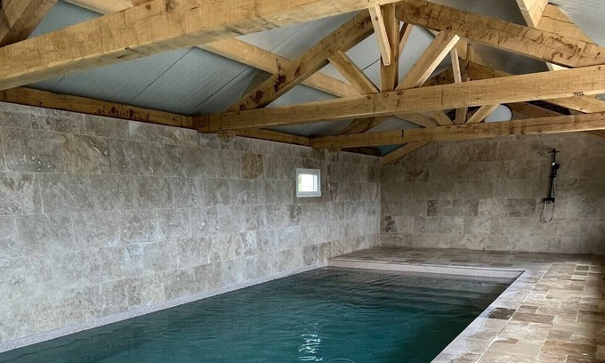 Saint-Desir House | Domaine de la Desirée: 55 beds, parties, heated swimming pool all year round
