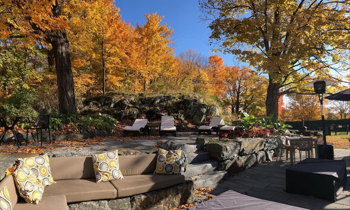 Lac-Brome Hotel | Domaine Jolivent