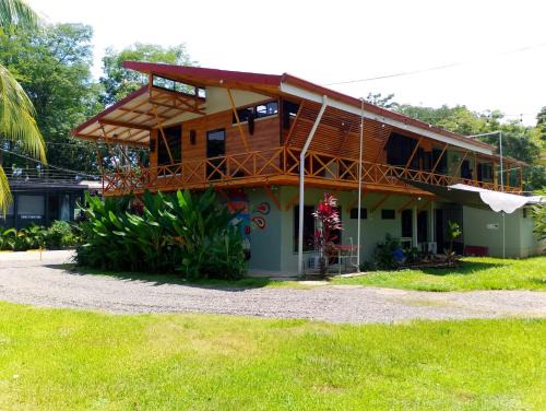 Dominical Apartment | Domi cabin large