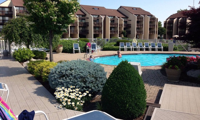 Port Clinton Condo | Don’t Miss Out! 2 bedroom lake front loft condo with beautiful amenities