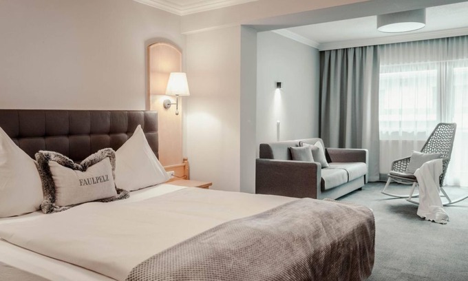 Maurach House | Doppelzimmer Bergblick bis 2 Nächte - Hotel St. Georg zum See