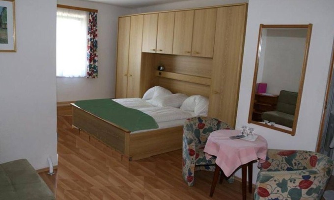 Seeboden House | Doppelzimmer Gartenseitig - Strandhotel Pichler