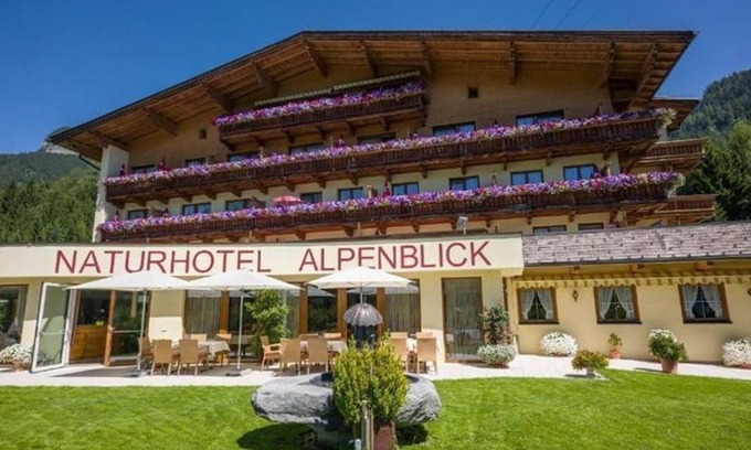 Maurach House | Double room Achensee (breakfast up to 6 nights) - Naturhotel Alpenblick