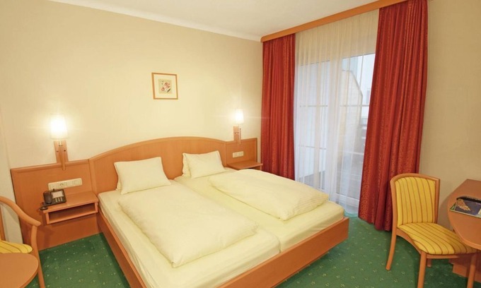 Klopein House | Double room lake view B&B - Hotel Birkenhof