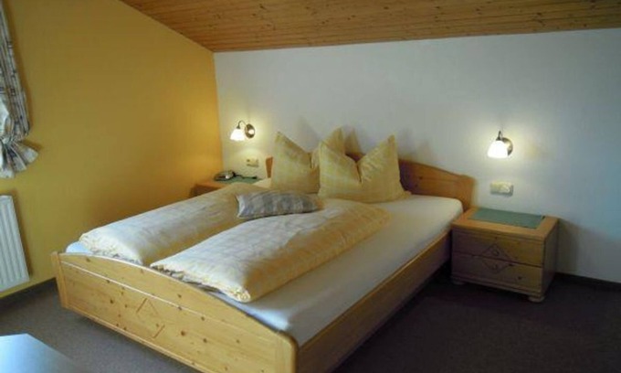 Werfenweng Bed & Breakfast | Double room with shower, WC - Höchhäusl, holiday house