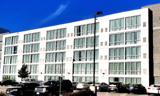 South Central Omaha Hotel | DoubleTree by Hilton Omaha Southwest