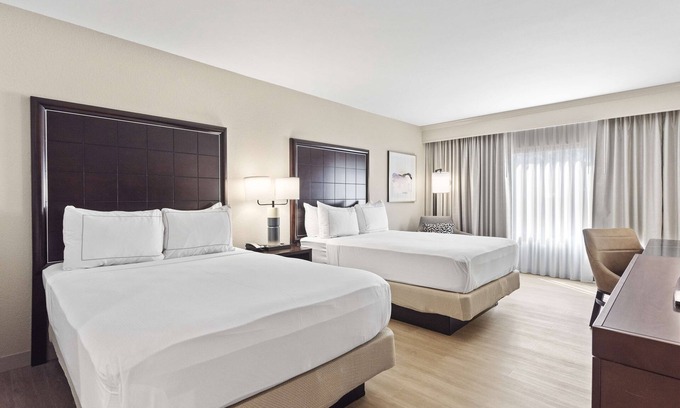 Columbus Hotel | DoubleTree by Hilton Columbus