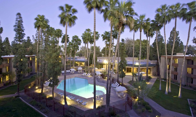 Tempe Hotel | DoubleTree by Hilton Phoenix Tempe