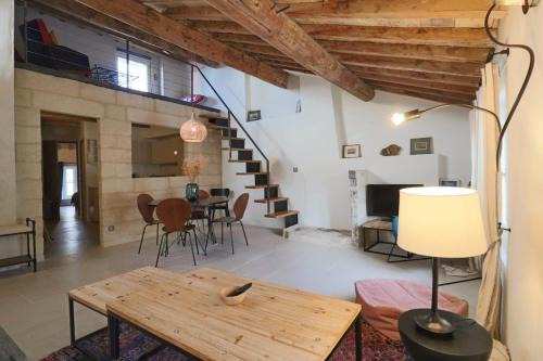 Uzes Apartment | Douceur Uzétienne Appartement de Caractère Climatisé