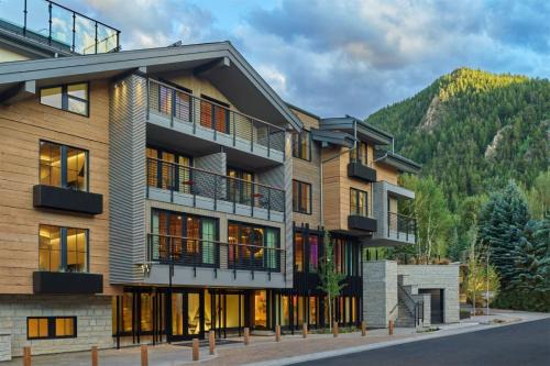 Aspen Apartment | Downtown Aspen Luxury 2 Bedroom Residence