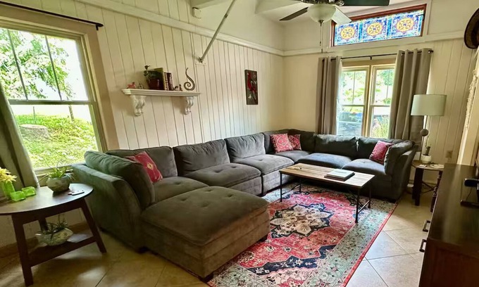 Boone Cottage | Downtown Boone Charming Cottage