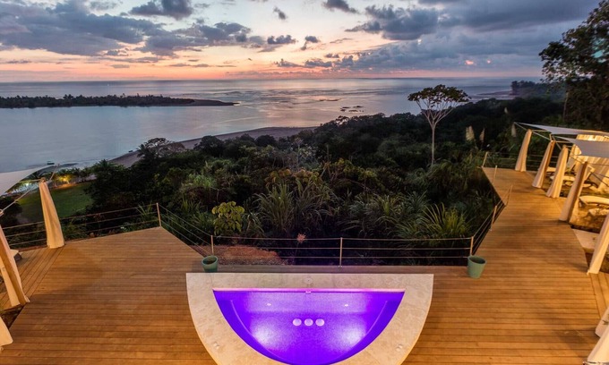 Playa Tortuga Cabin | Dramatic sea view and exclusive island beach - room with sea view # 2