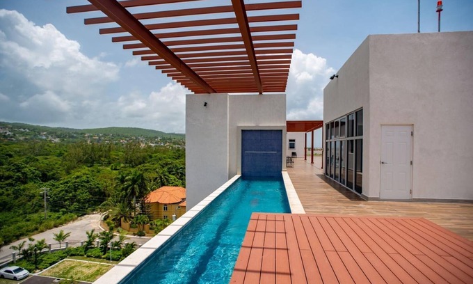 IronShore Estates Apartment | Dream 36 Montego Bay