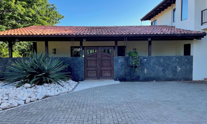 Tamarindo Villa | Dream Villa in Hacienda Pinilla Reserva de Golf
