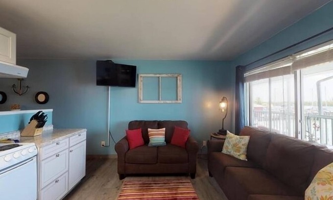 Isles of Capri Condo | Driftwood Landing 11- Isles of Capri Vacation Resort.