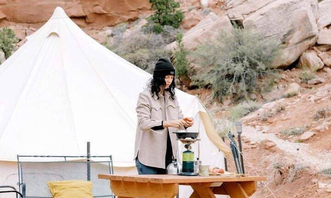 Hildale RV Rental | Dry Glamping Tent Near Zion National Park, Ideal for Couples