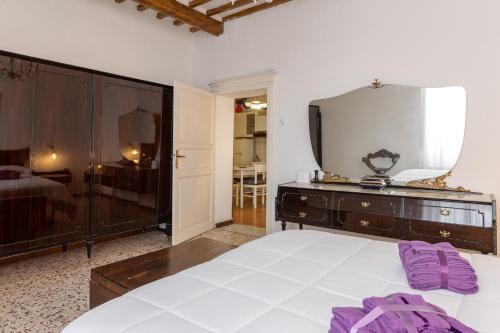 Massa Marittima Bed & Breakfast | [duomo-centro storico] casa tipica centro storico