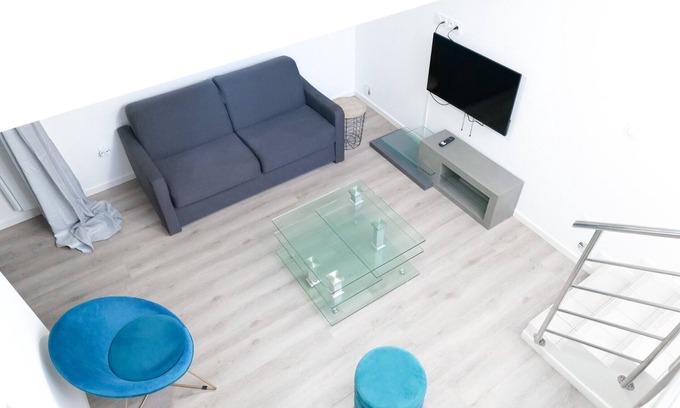 Les Sables d'Olonne Ski Chalet | Duplex Apartment by the Port – Les Sables d’Olonne – Sleeps 4