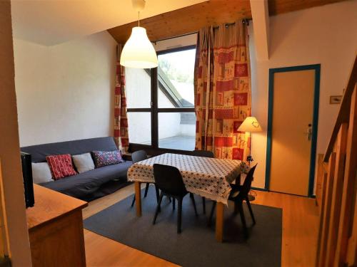 Beaufort Apartment | Duplex ensoleillé 40m² pour 4 pers. - Loggia, Wifi, proche commerces et navette enfants - FR-1-342-259