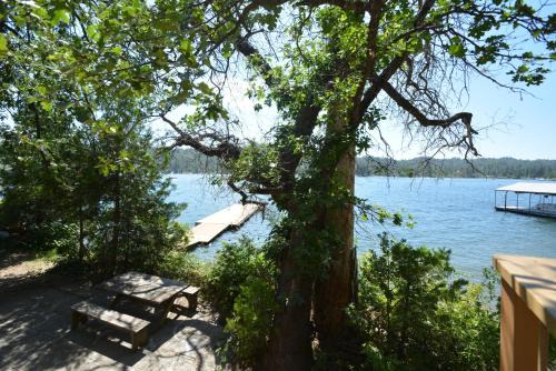 Bass Lake House | Dupzyk Lake Front Reduced Nightly Rate