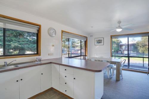 Port Fairy House | Eastern Beach Unit 7