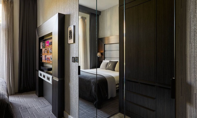 Warwick Hotel | Eccleston Square Hotel