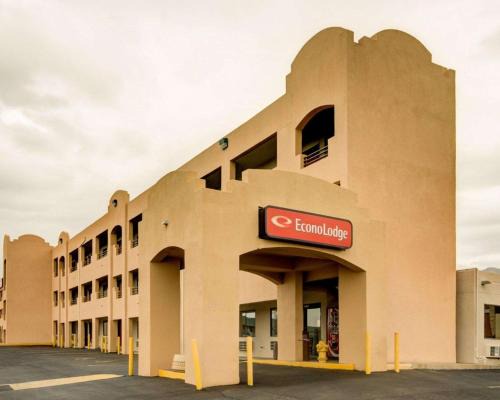 Canyon Acres Hotel | Econo Lodge Albuquerque East