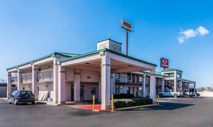 Athens Hotel | Econo Lodge