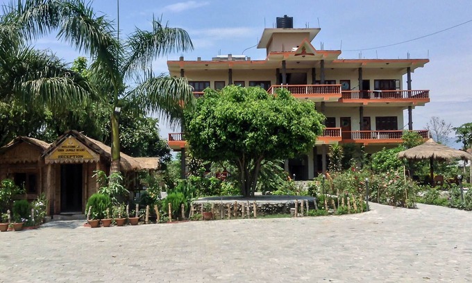 Sauraha Hotel | Eden jungle resort is one of the finest jungle resort in chitwan with garden.