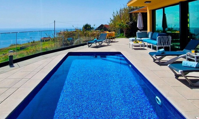 Prazeres House | Eden Sun-Modern Luxury Villa with Panoramic View