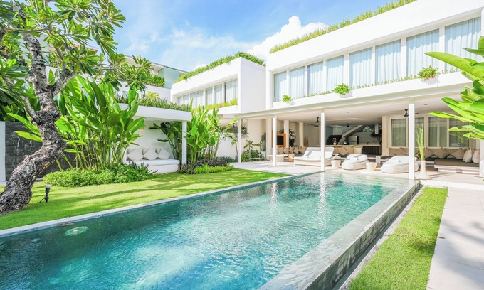 Batubelig Villa | Eden The Residence at The Sea Seminyak