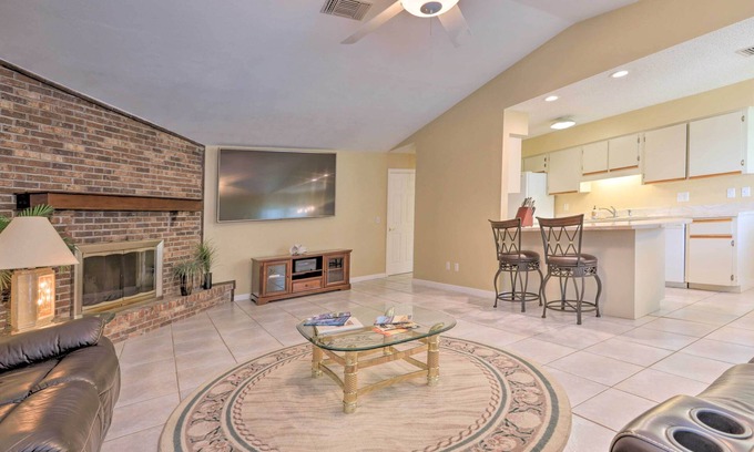 Florida Shores House | Edgewater Abode ~ 7 Mi to New Smyrna Beach!