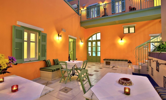 Rhodes Hotel | Efchi Suites 1904