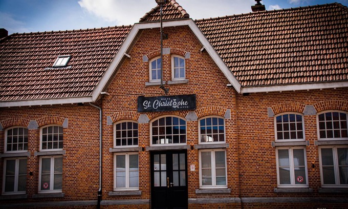 Vlamertinge House | Ein Besonderes Ferienhaus in Einem Ehemaligen Bahnhof in der Nähe von Ypern