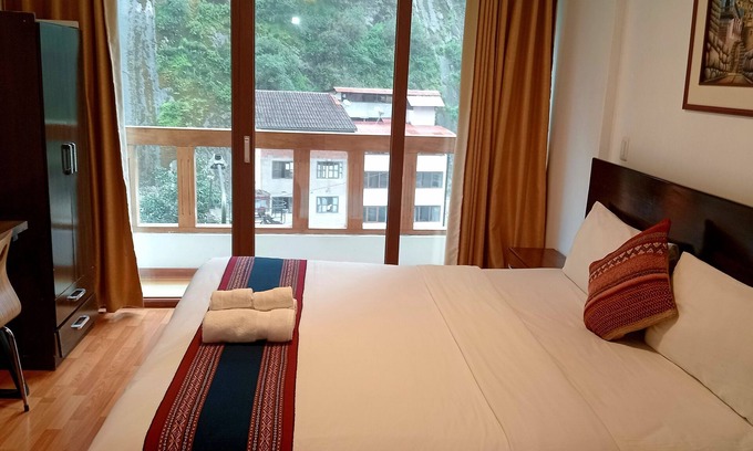 Aguas Calientes Hotel | El Quetzal Machu Picchu