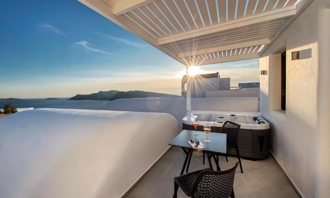 Oia Apartment | Elea Casa