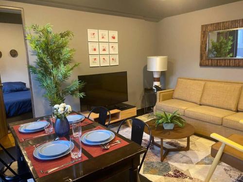 Reforma Apartment | ELEGANCIA a una cuadra del Angel, KING SIZE BED