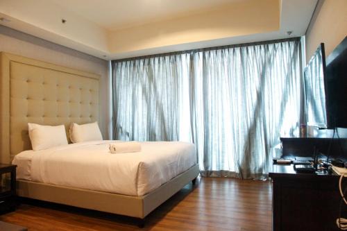 Cipete Utara Apartment | Elegant 1BR Kemang Village Apartment By Travelio