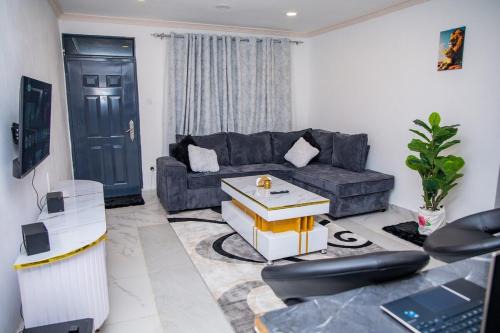 Nakuru Apartment | Elegant 2-BD -Scenic Views & Central Location