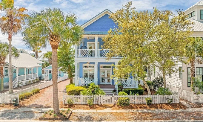 Sunnyside House | Elegant 4-Bedroom Beach Retreat in Carillon Beach—Steps from the Pool Gulf