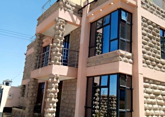 Athi River Villa | Elegant 4-br Villa near JKIA NBO in Athi River, Mombasa Road, Nairobi