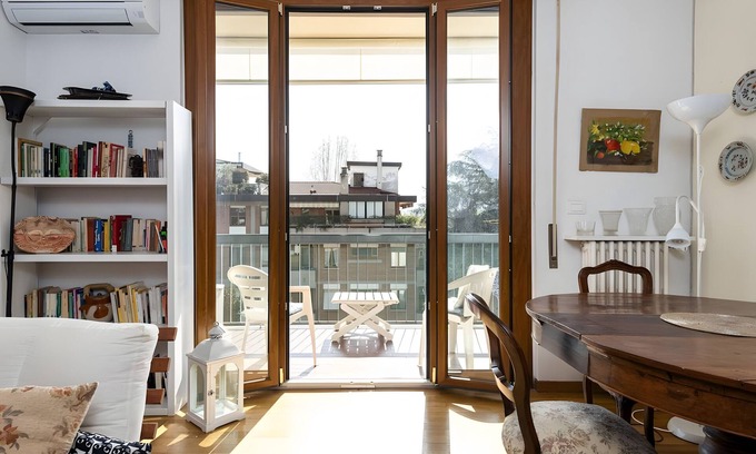 Santissima Annunziata Apartment | Elegant Apartment in Florence