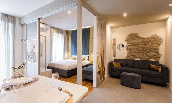 La Spezia Historic Centre Apartment | Elegant Apartments 5 Terre La Spezia