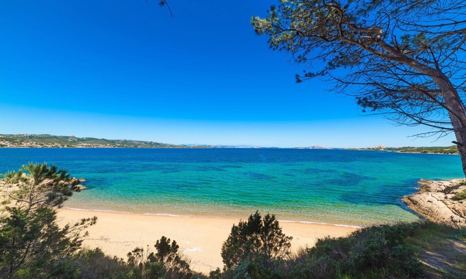 Baja Sardinia Apartment | Elegant Residence Ea Bianca 2 Bedroom Sleeps 6 Plus Extra bed Available No0715